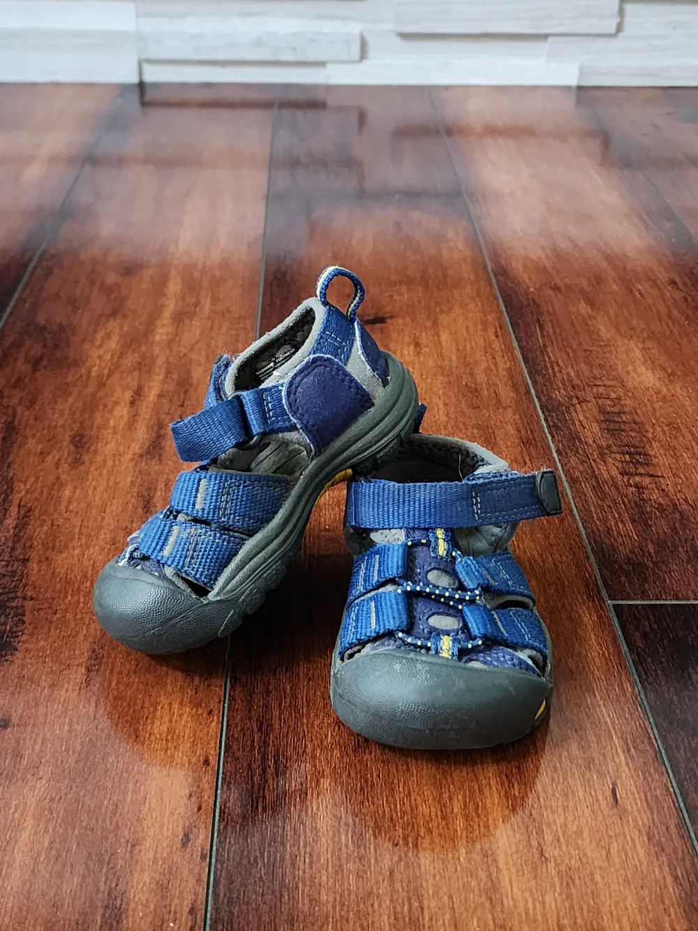 KEEN Newport H2 Toddler Sport Sandals Blue Waterproof Closed Toe Size US 4 EU 19